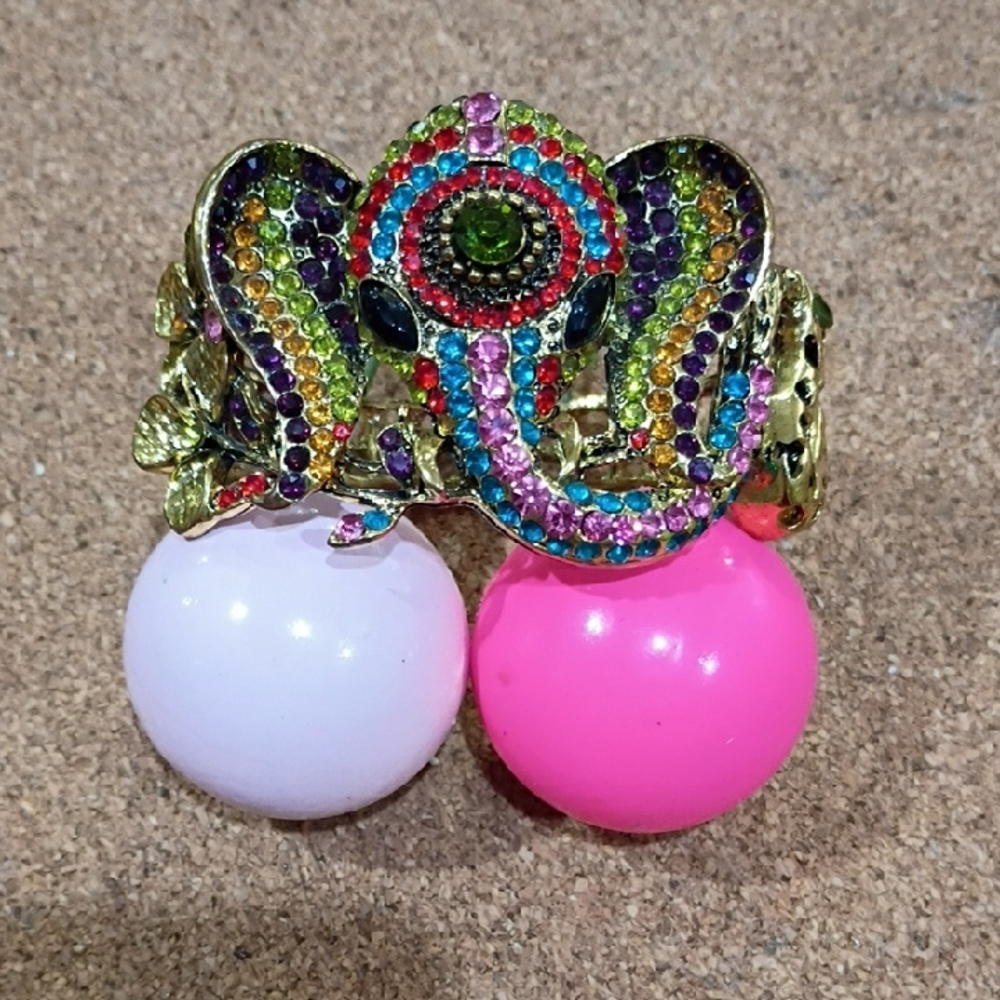 Sparkling Elephant Bracelet